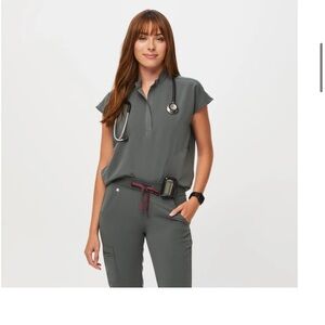 Bonsai Rafaela™ - Oversized Scrub Top